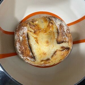 Meet your Posher, Alecia